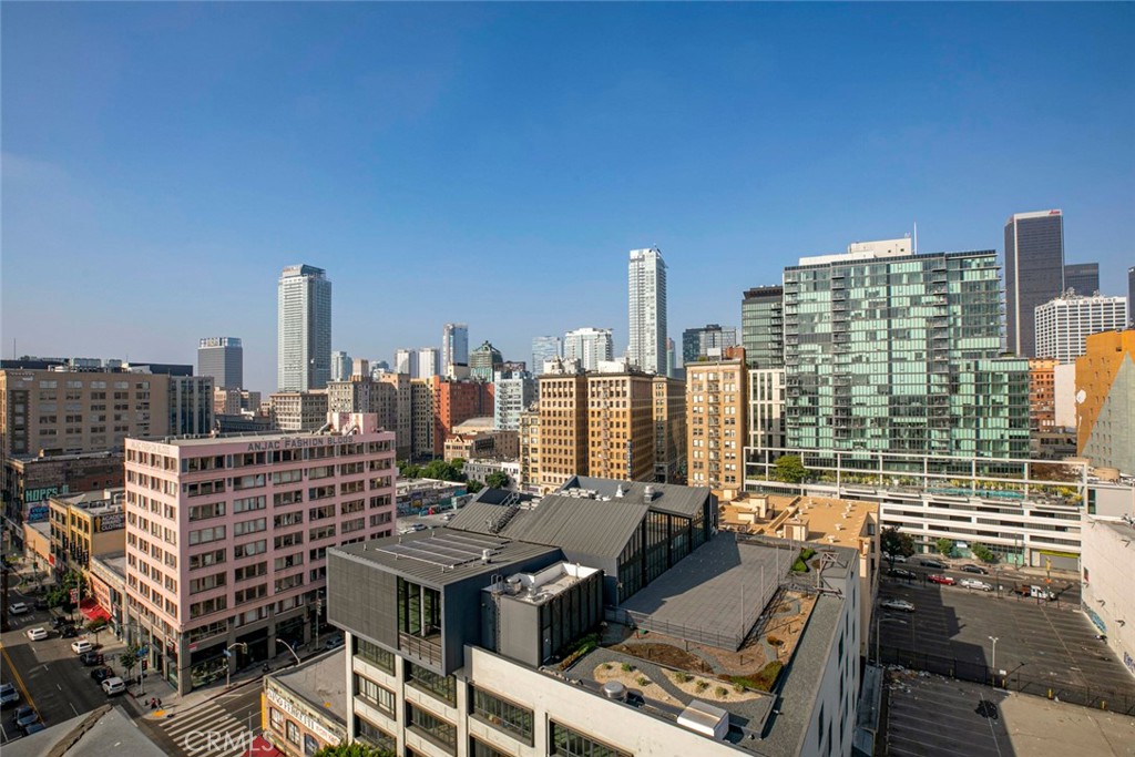 746 S Los Angeles St 1009