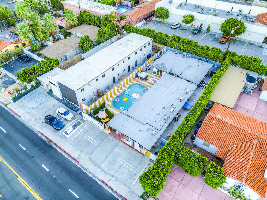 Central Palm Springs - Residential Income