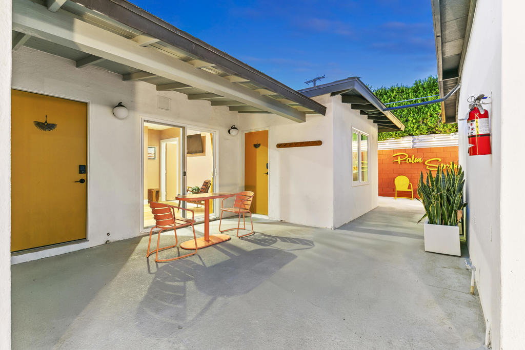 Central Palm Springs - Residential Income