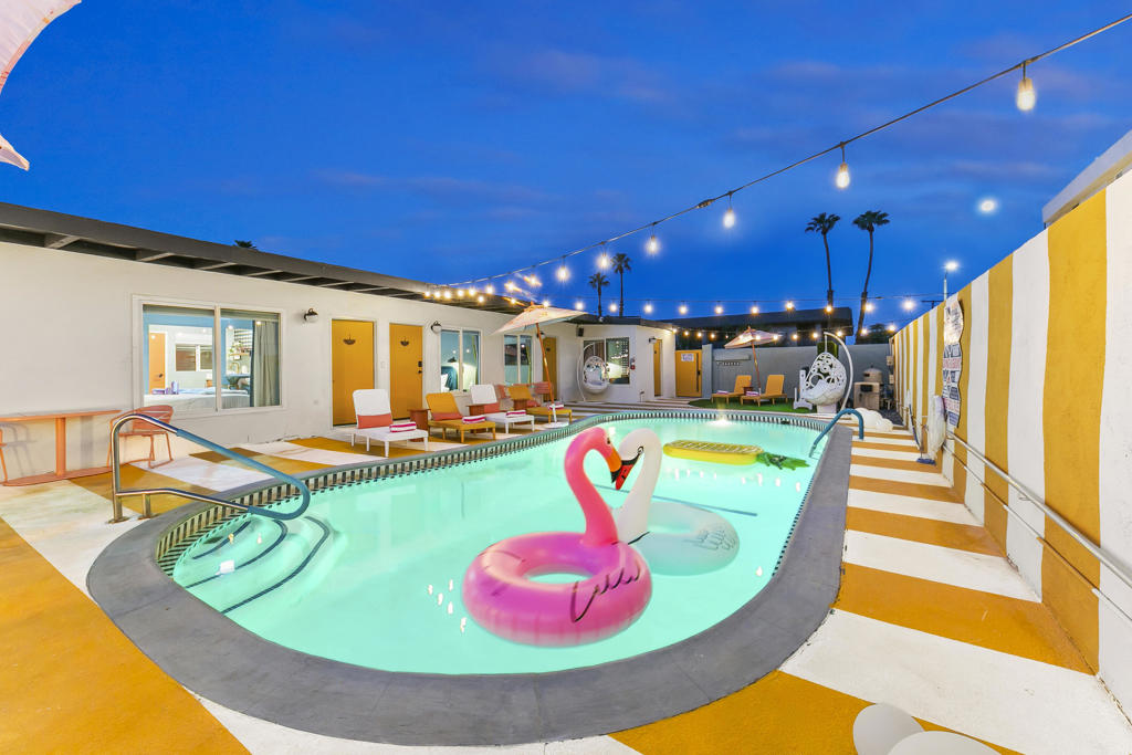 Central Palm Springs - Residential Income