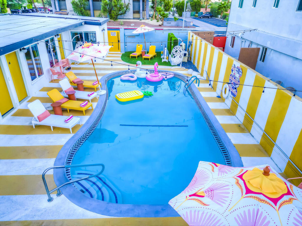 Central Palm Springs - Residential Income