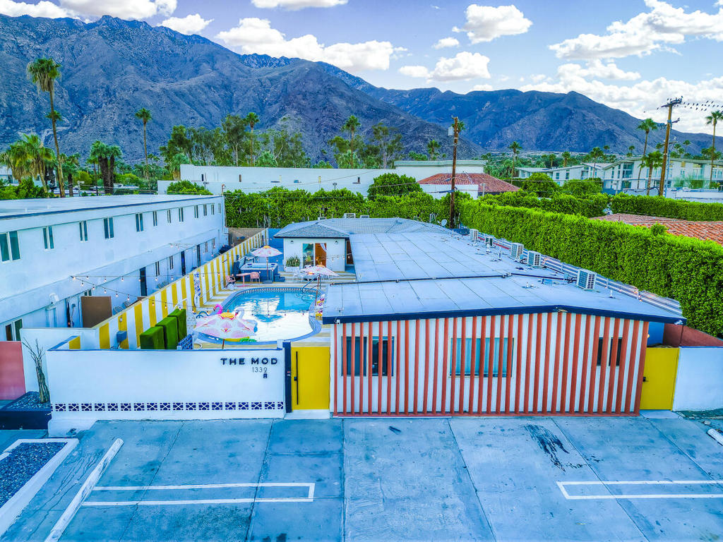 Central Palm Springs - Residential Income