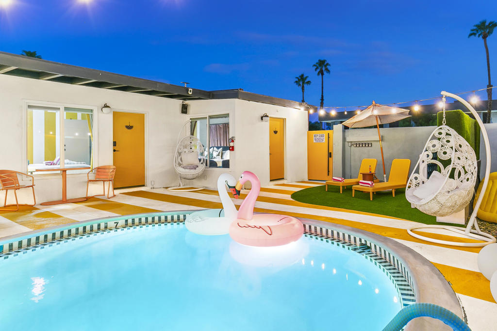 Central Palm Springs - Residential Income