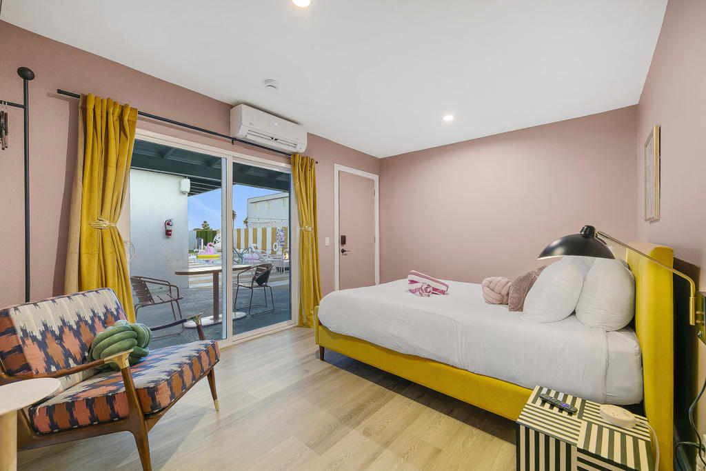 Central Palm Springs - Residential Income