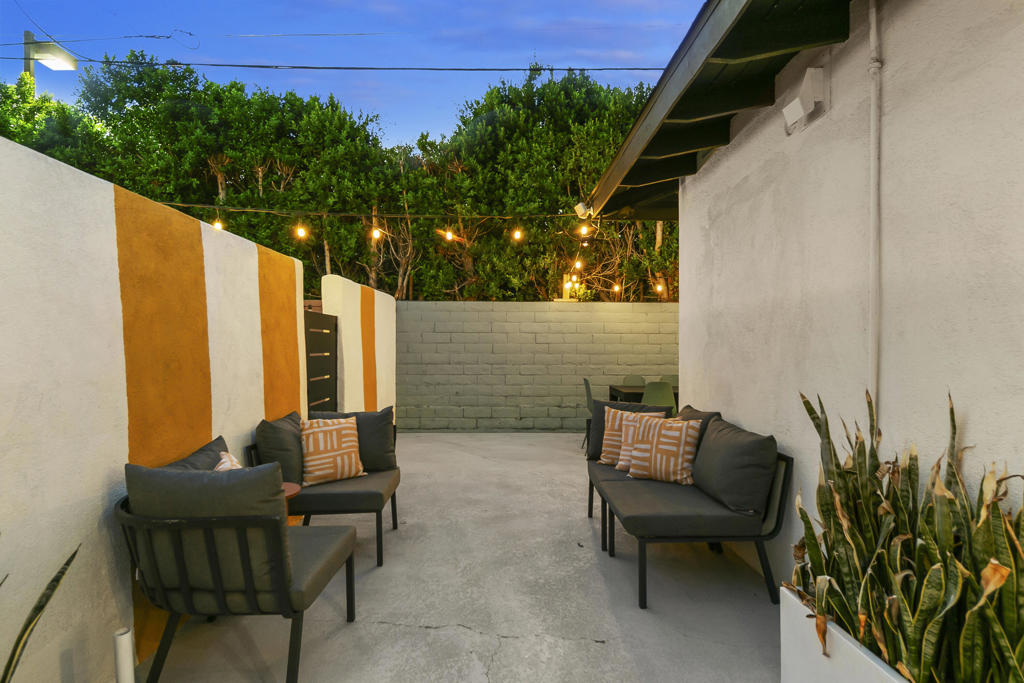 Central Palm Springs - Residential Income