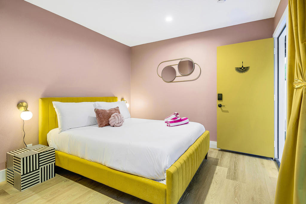 Central Palm Springs - Residential Income