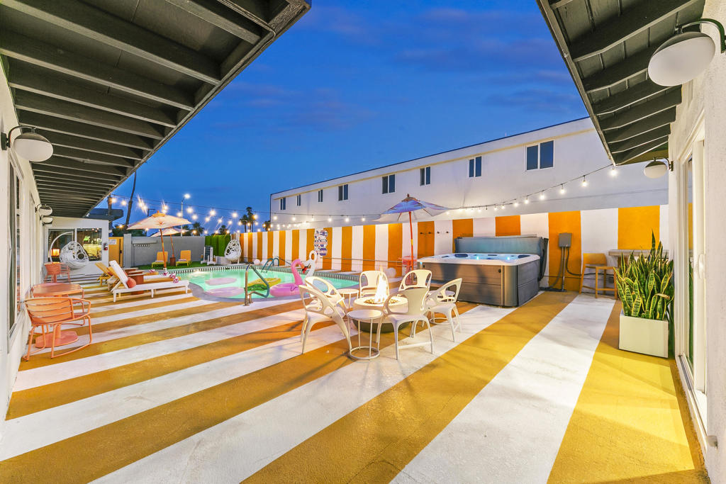 Central Palm Springs - Residential Income