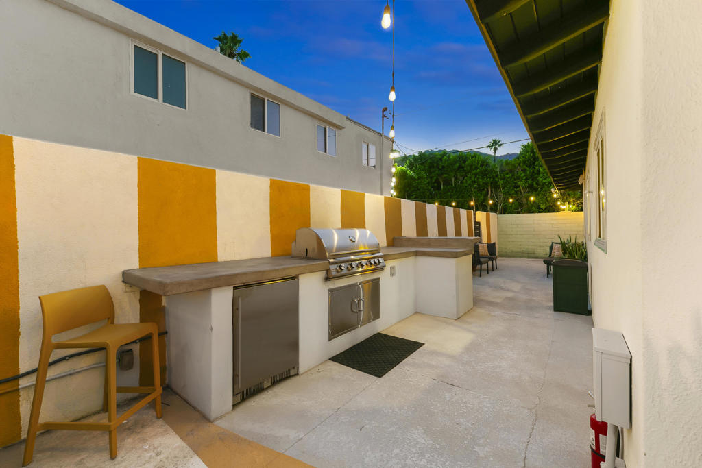 Central Palm Springs - Residential Income