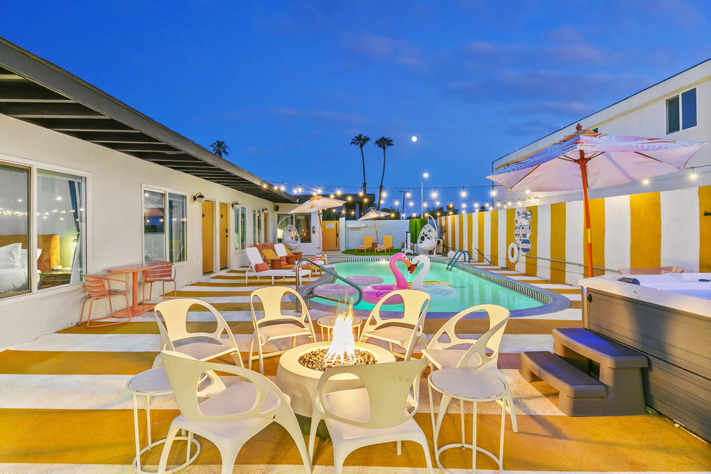 Central Palm Springs - Residential Income