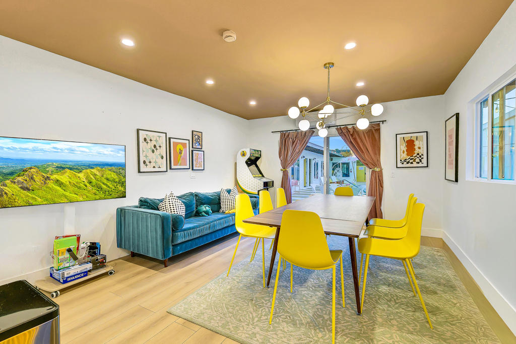 Central Palm Springs - Residential Income