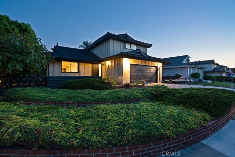 Photo of 6972 Laurelhurst DR, Huntington Beach, CA 92647 (MLS # OC26207652)