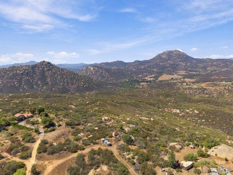 Photo of 2096 Via Laura, Jamul, CA 91935 (MLS # 260022874SD)