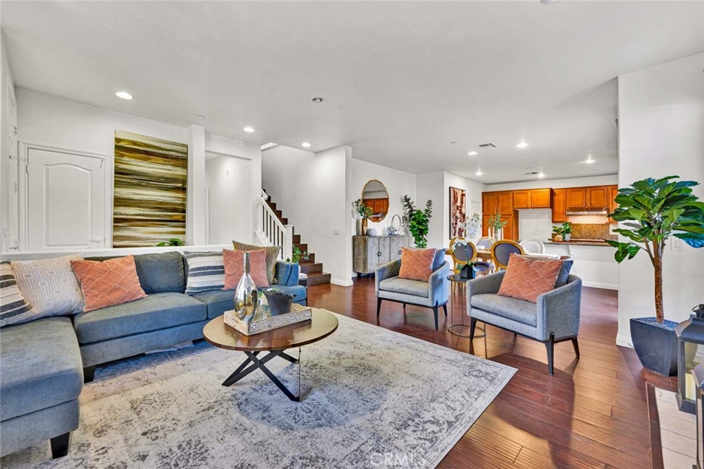 Sienna at Renaissance Plaza - Residential