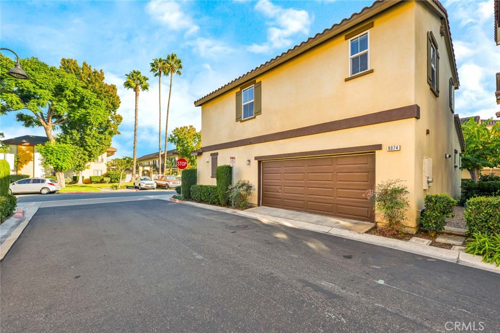 Sienna at Renaissance Plaza - Residential