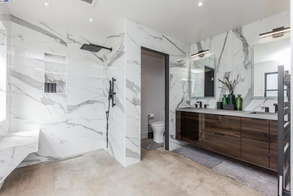 DANVILLE - Residential