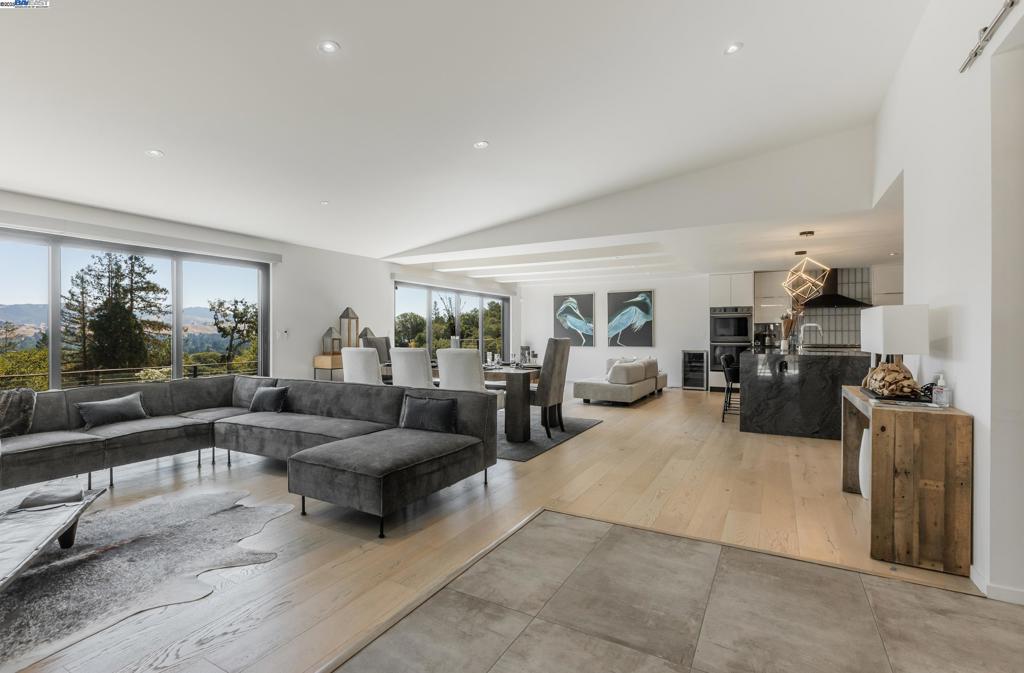 DANVILLE - Residential