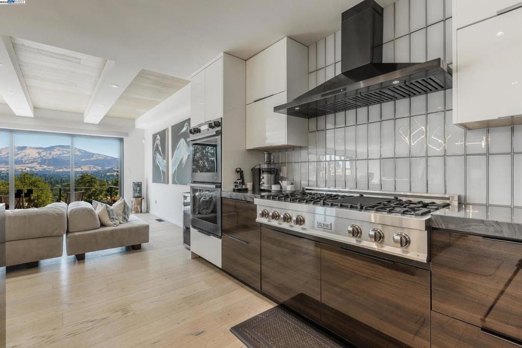 DANVILLE - Residential