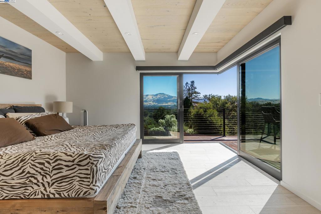 DANVILLE - Residential