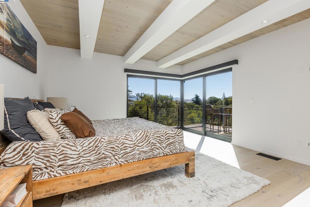 DANVILLE - Residential