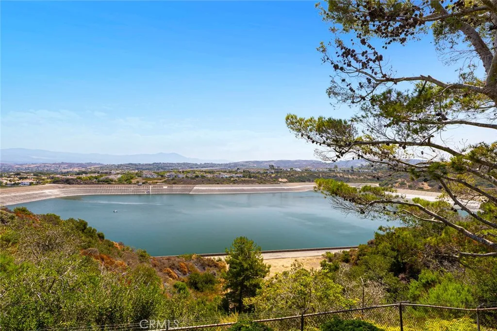 Newport Beach, California 92660, United States, 2 Bedrooms Bedrooms, ,2 BathroomsBathrooms,Residential,Active,161759