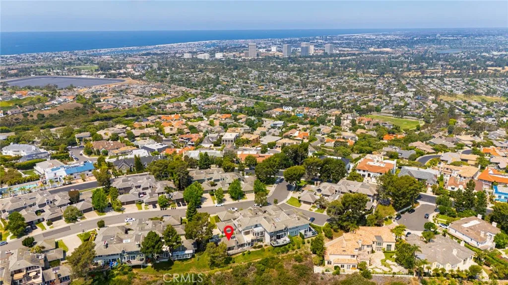 Newport Beach, California 92660, United States, 2 Bedrooms Bedrooms, ,2 BathroomsBathrooms,Residential,Active,161759