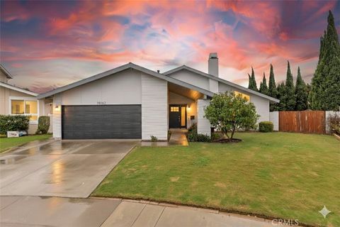 Photo of 20162 Crater Circle, Huntington Beach, CA 92646 (MLS # OC26036692)