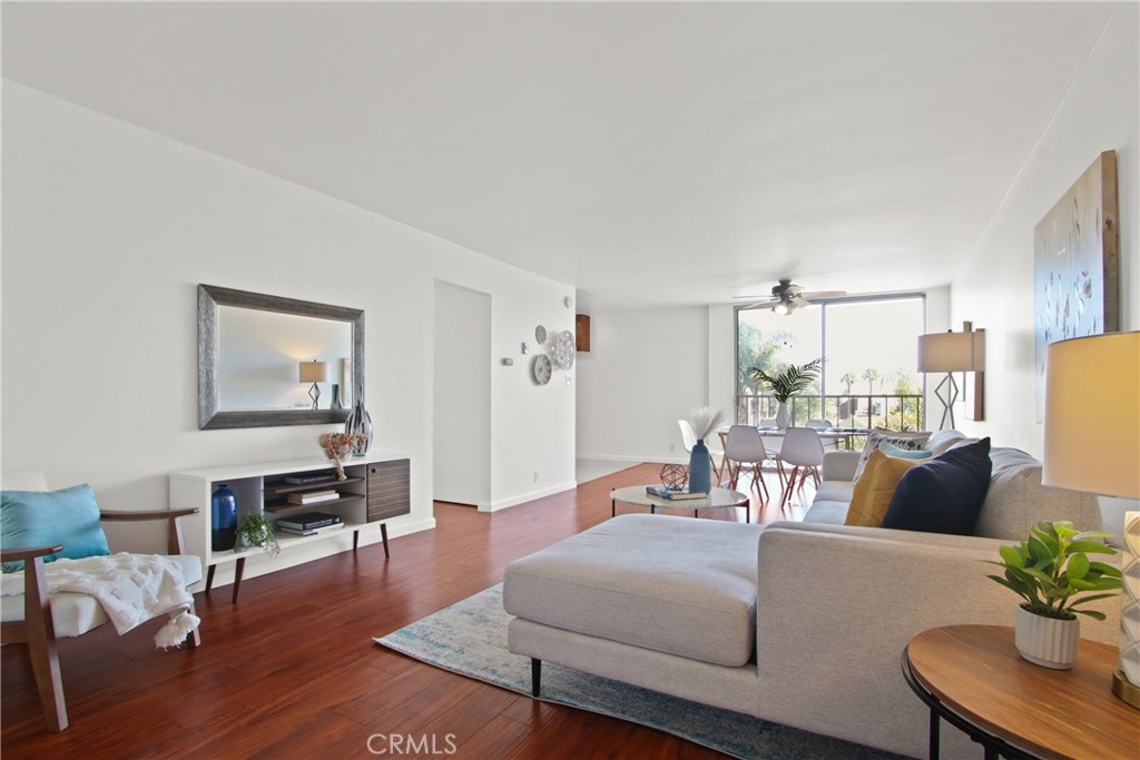 545 Chestnut Avenue 411