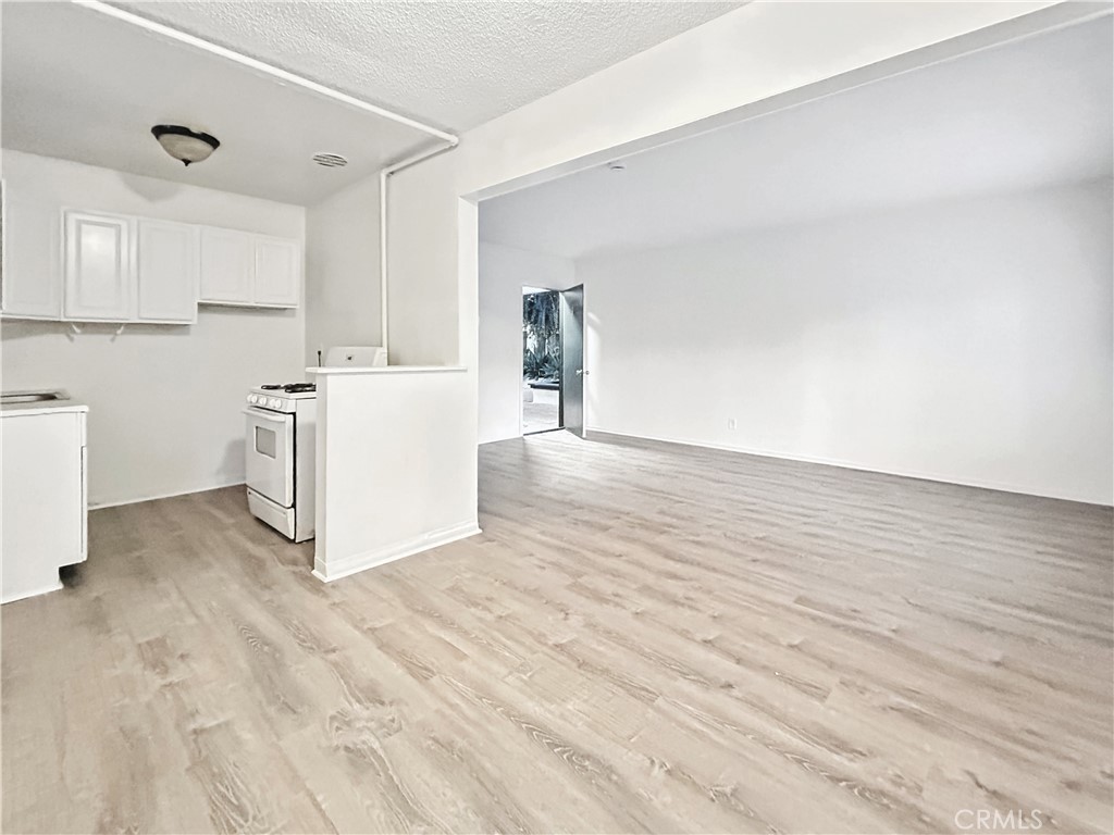 Alta Vista (ALVS) - Residential Lease