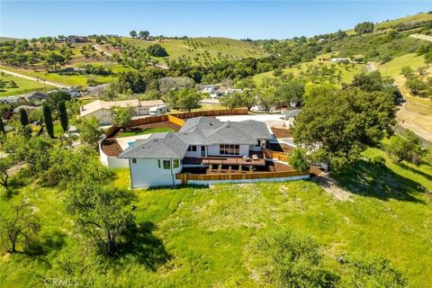 Tiny photo for 1026 Merry Hill Road Rd, Paso Robles, CA 93446 (MLS # SC26038197)