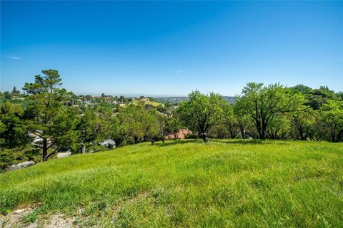 Tiny photo for 1026 Merry Hill Road Rd, Paso Robles, CA 93446 (MLS # SC26038197)