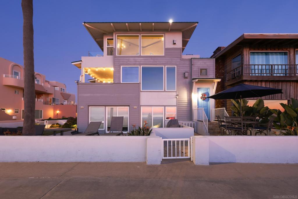 2949 Ocean Front Walk