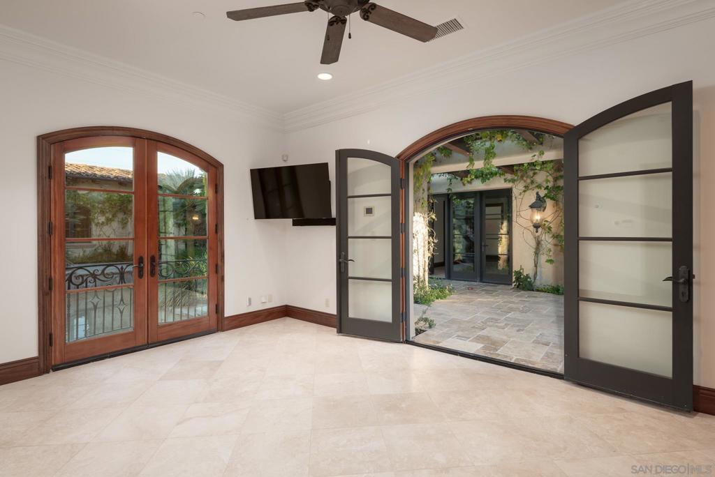 Rancho Santa Fe - Residential