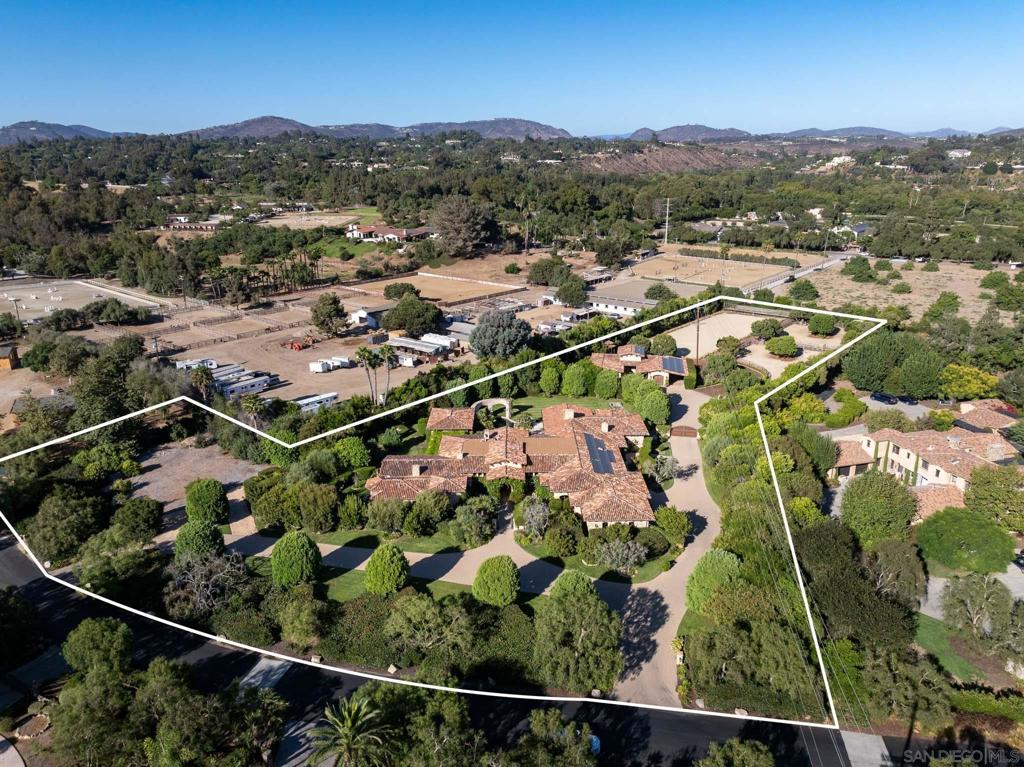 Rancho Santa Fe - Residential
