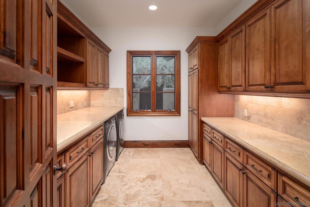 Rancho Santa Fe - Residential