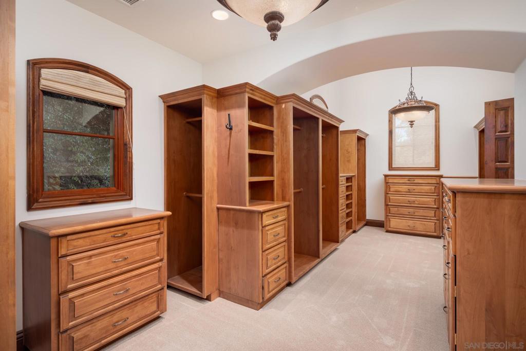 Rancho Santa Fe - Residential