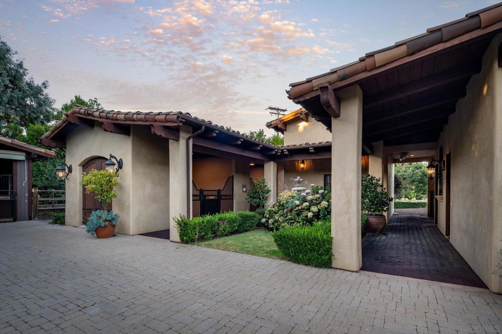 Rancho Santa Fe - Residential