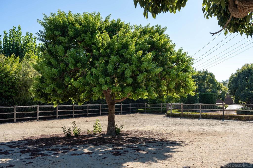 Rancho Santa Fe - Residential