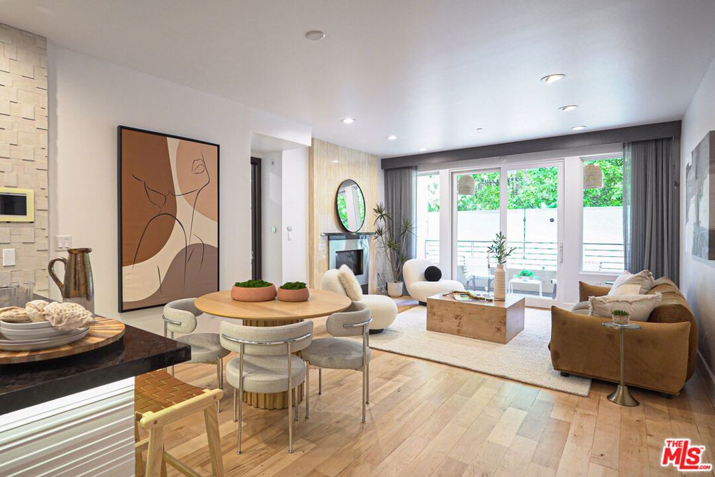 Photo of 1318 S Roxbury Drive #118, Los Angeles, CA 90035 (MLS # 25541457)