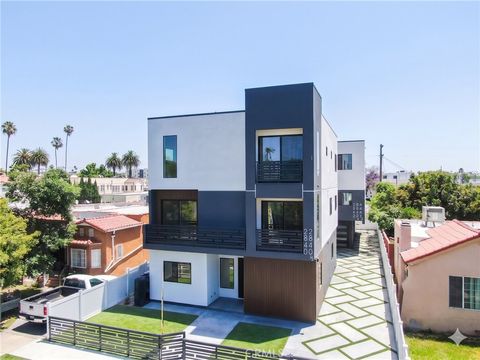 Photo of 2840 Wellington Road, Los Angeles, CA 90016 (MLS # BB26104696)