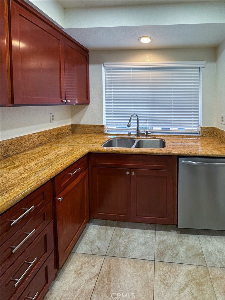 Amberwood I (AMB1) - Residential Lease