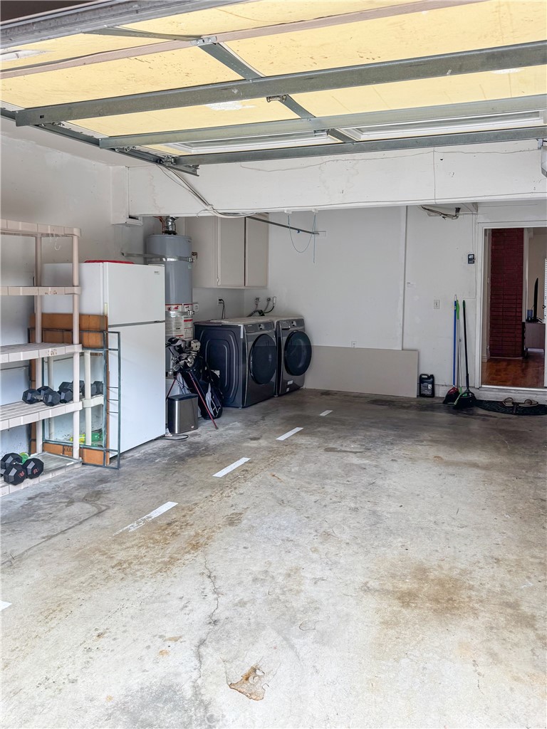 Amberwood I (AMB1) - Residential Lease