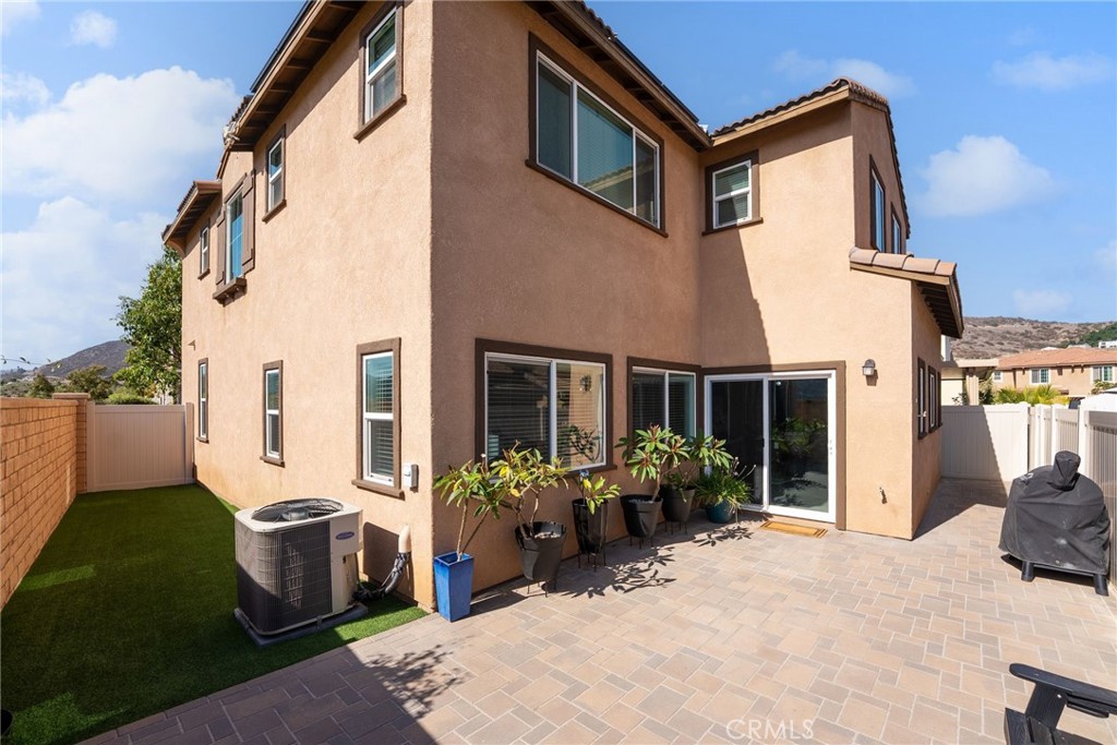 205 Windsor Grey