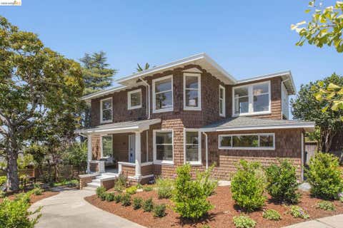 Photo of 21 Lorita Ave AVE, Piedmont, CA 94611 (MLS # 41143683)
