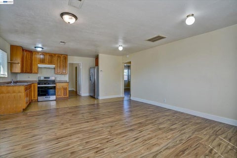 Photo of 20332 Haviland Ave AVE, Hayward, CA 94541 (MLS # 41149299)