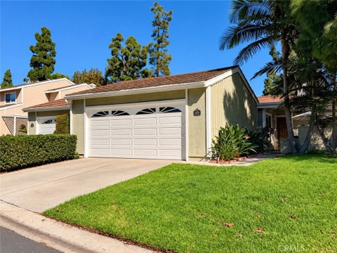 Photo of 33056 Commodore Court, San Juan Capistrano, CA 92675 (MLS # OC26219629)