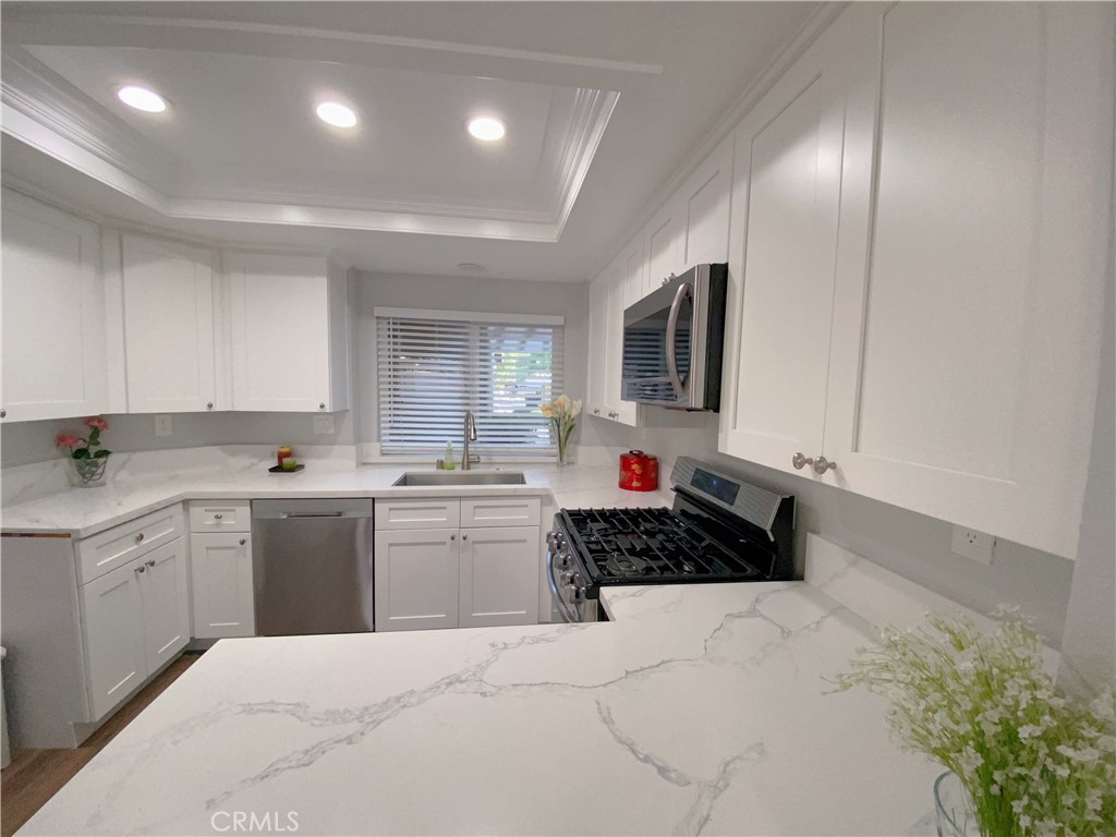 1911 E Calico Drive