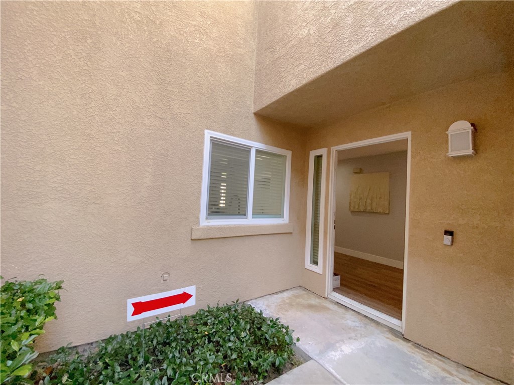 1911 E Calico Drive