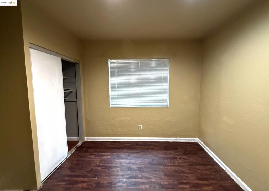 OAKLAND HILLS - Residential Income