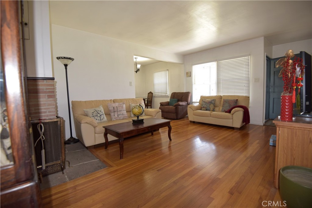 631 N La Sena Avenue