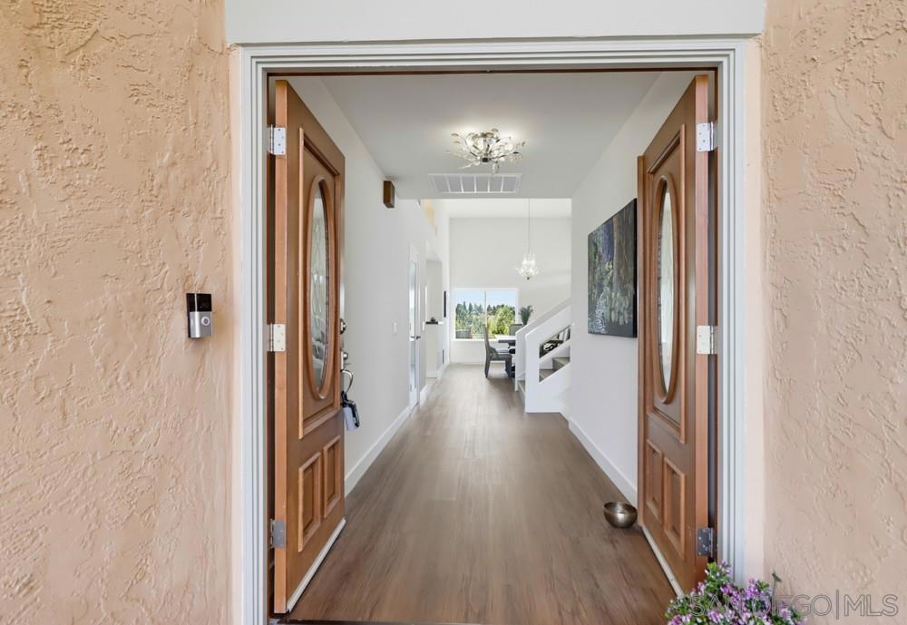 454 Camino Elevado